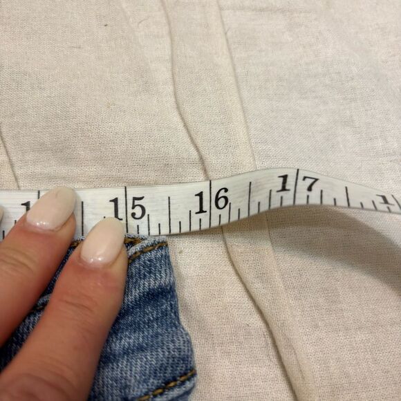 Ladies Judy Blue Mid Rise Distressed Straight Leg Jeans Size 30 - Picture 14 of 14